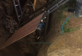 La un pas de tragedie la Sângera. Un mal de pământ s-a surpat și s-a prăbușit peste doi muncitori